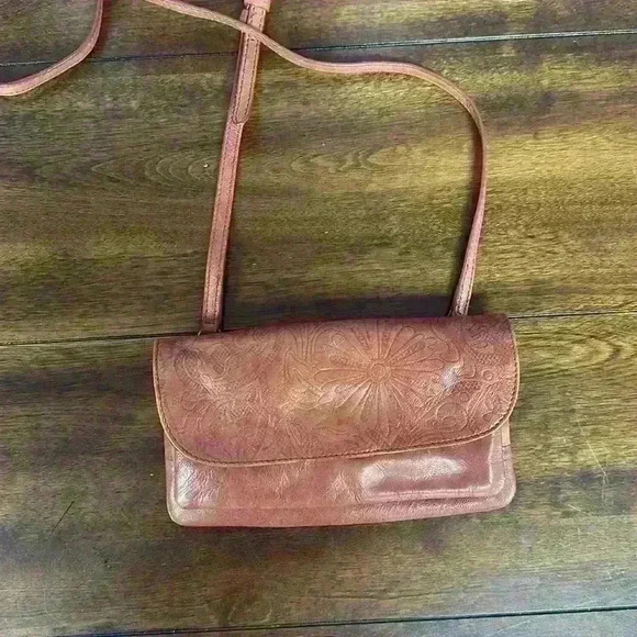 Light brown leather cross body C&C California - Picture 1 of 4